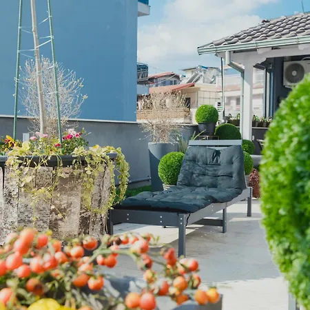 Garden Sky إذيسا